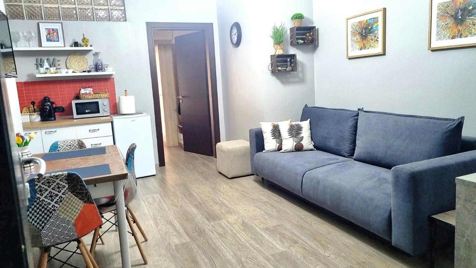 Nevila'S Apartment Тирана Екстериор снимка