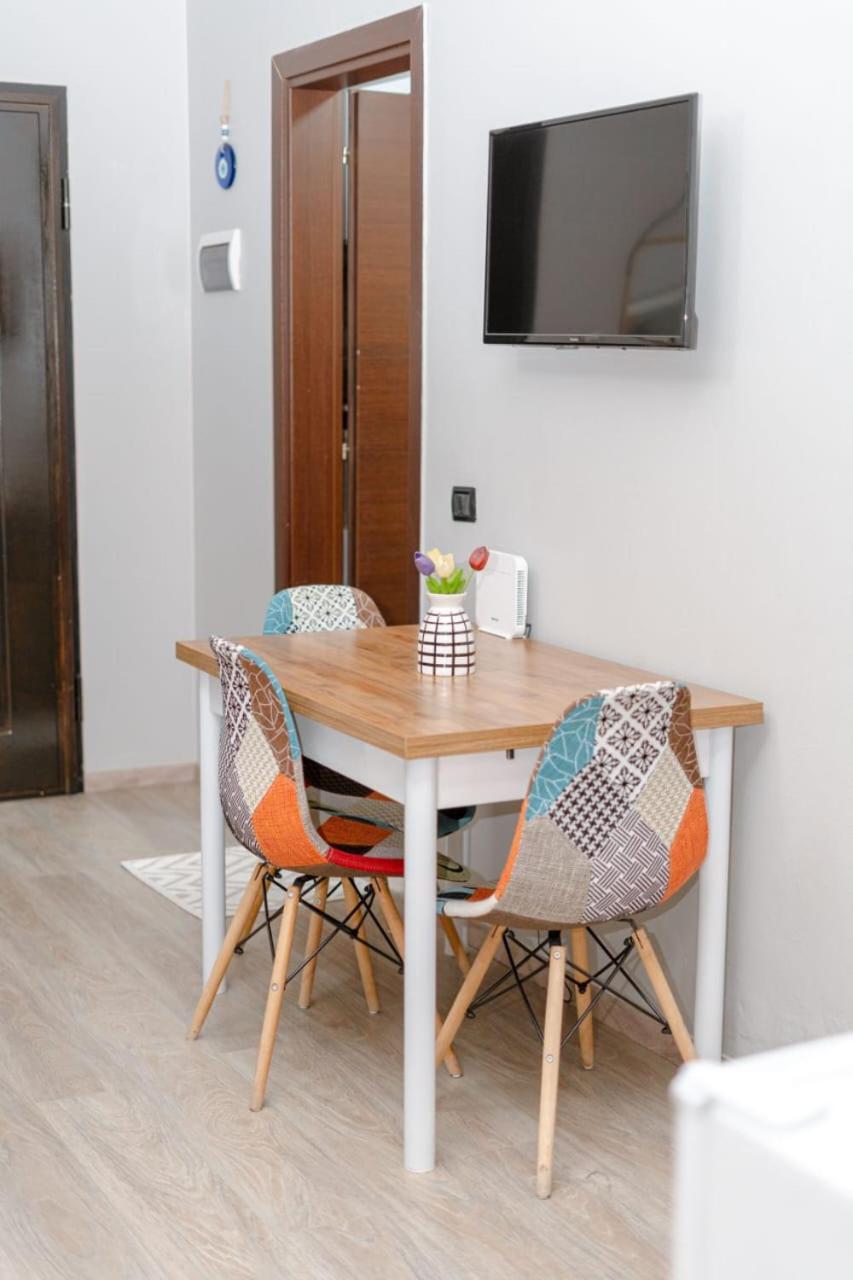 Nevila'S Apartment Тирана Екстериор снимка