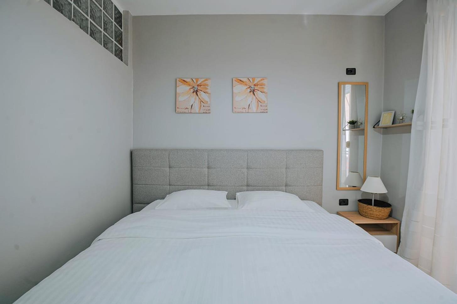 Nevila'S Apartment Тирана Екстериор снимка